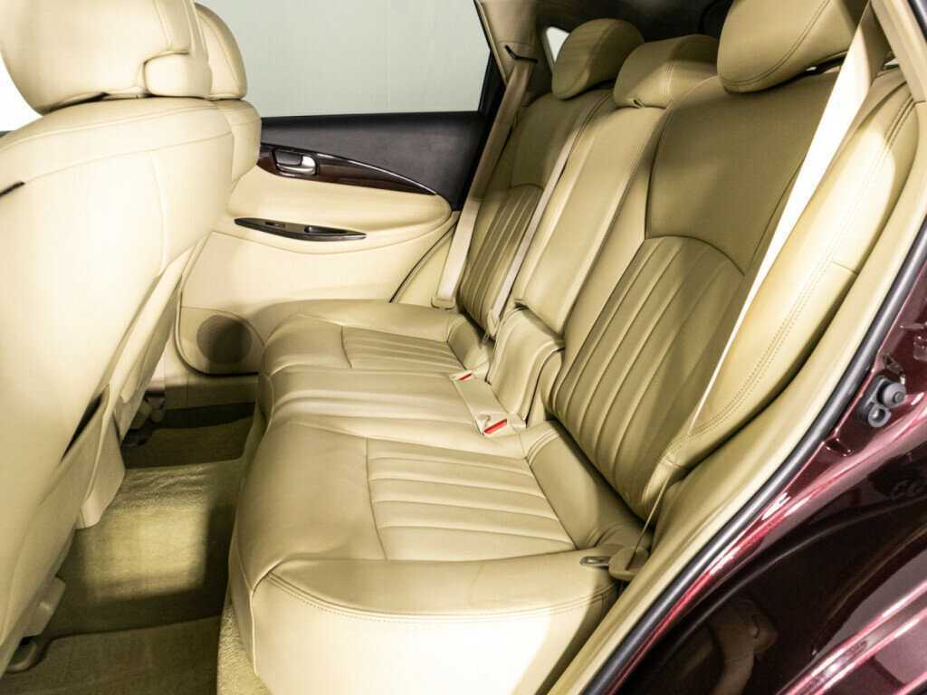 Купить Infiniti QX50 с пробегом. Фото: #9