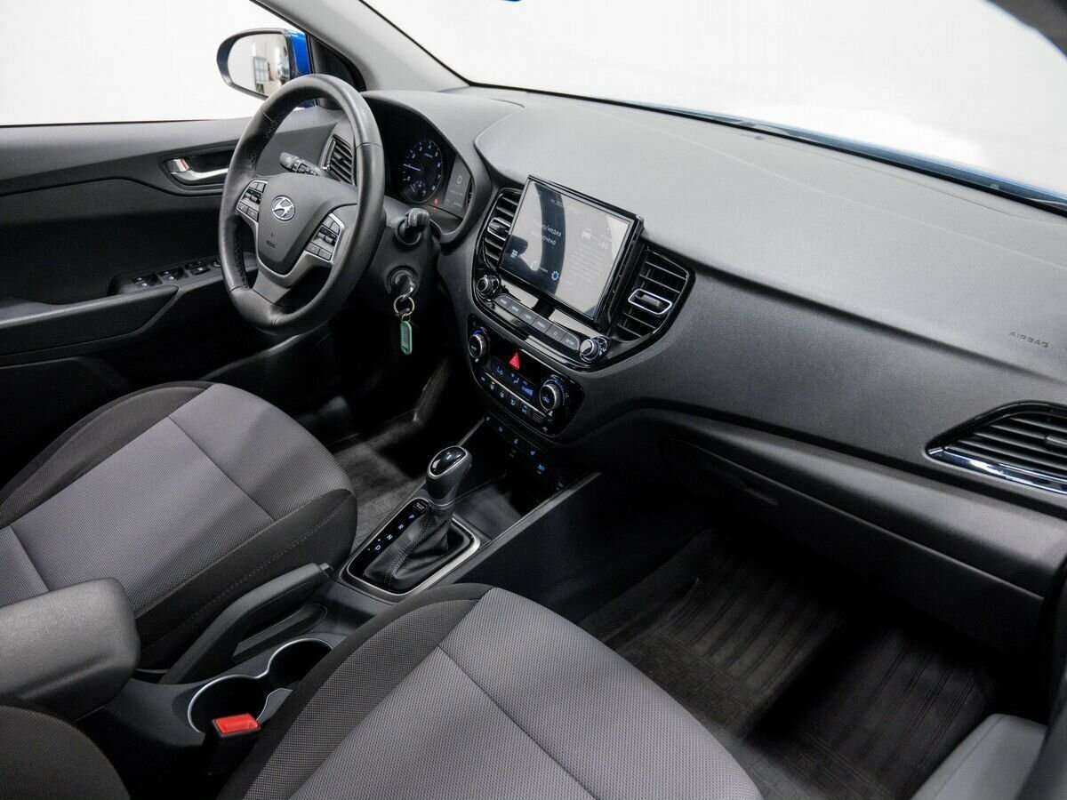 Купить Hyundai Solaris с пробегом. Фото: #5