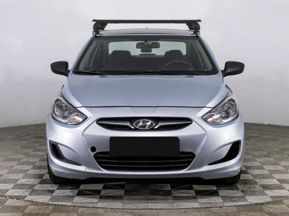 Купить Hyundai Solaris с пробегом. Фото: #1