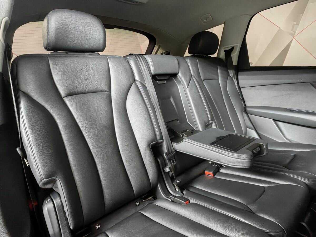 Купить Audi Q7 с пробегом. Фото: #12