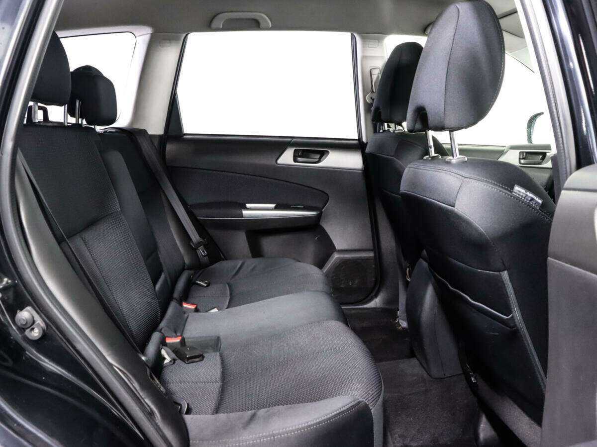 Купить Subaru Forester с пробегом. Фото: #10