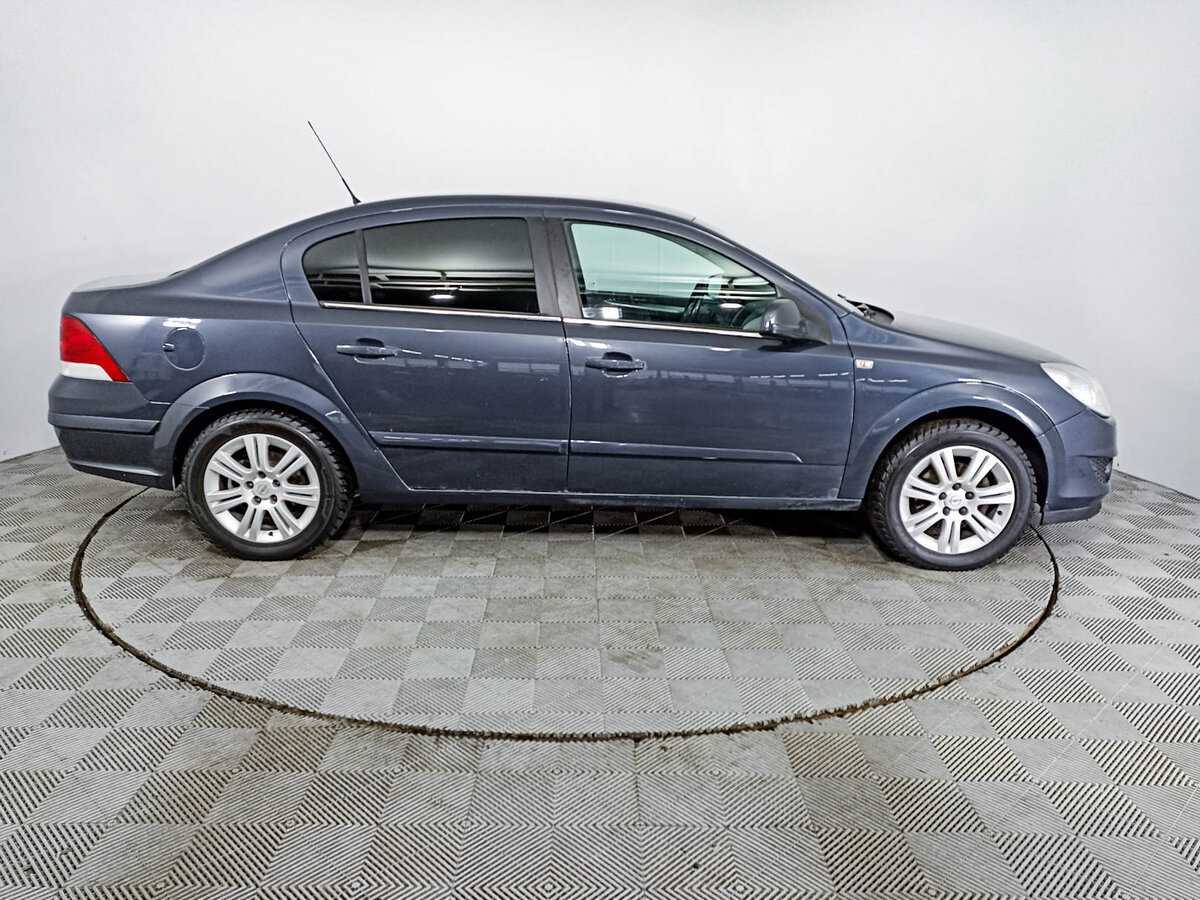 Купить Opel Astra с пробегом. Фото: #3