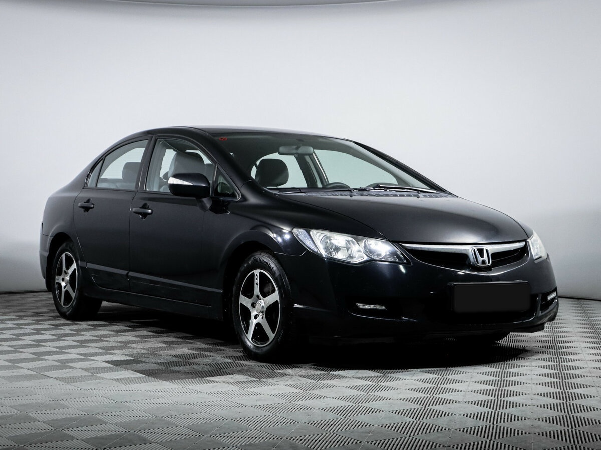 Купить Honda Civic с пробегом. Фото: #2