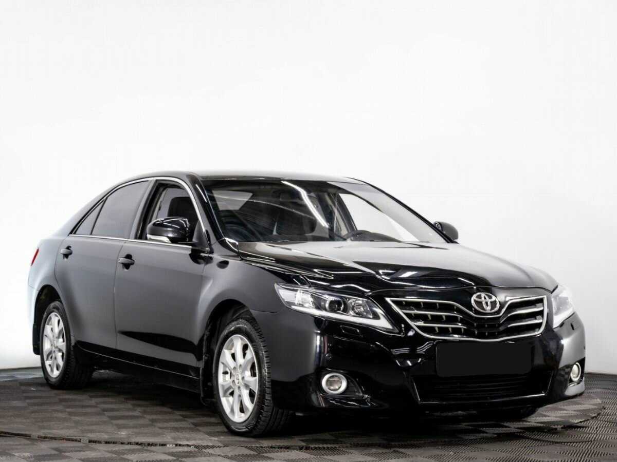 Купить Toyota Camry с пробегом. Фото: #2
