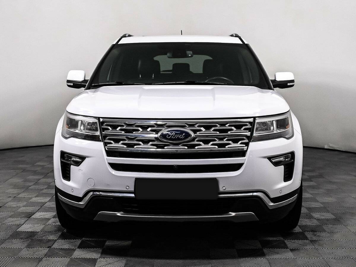 Купить Ford Explorer с пробегом. Фото: #1
