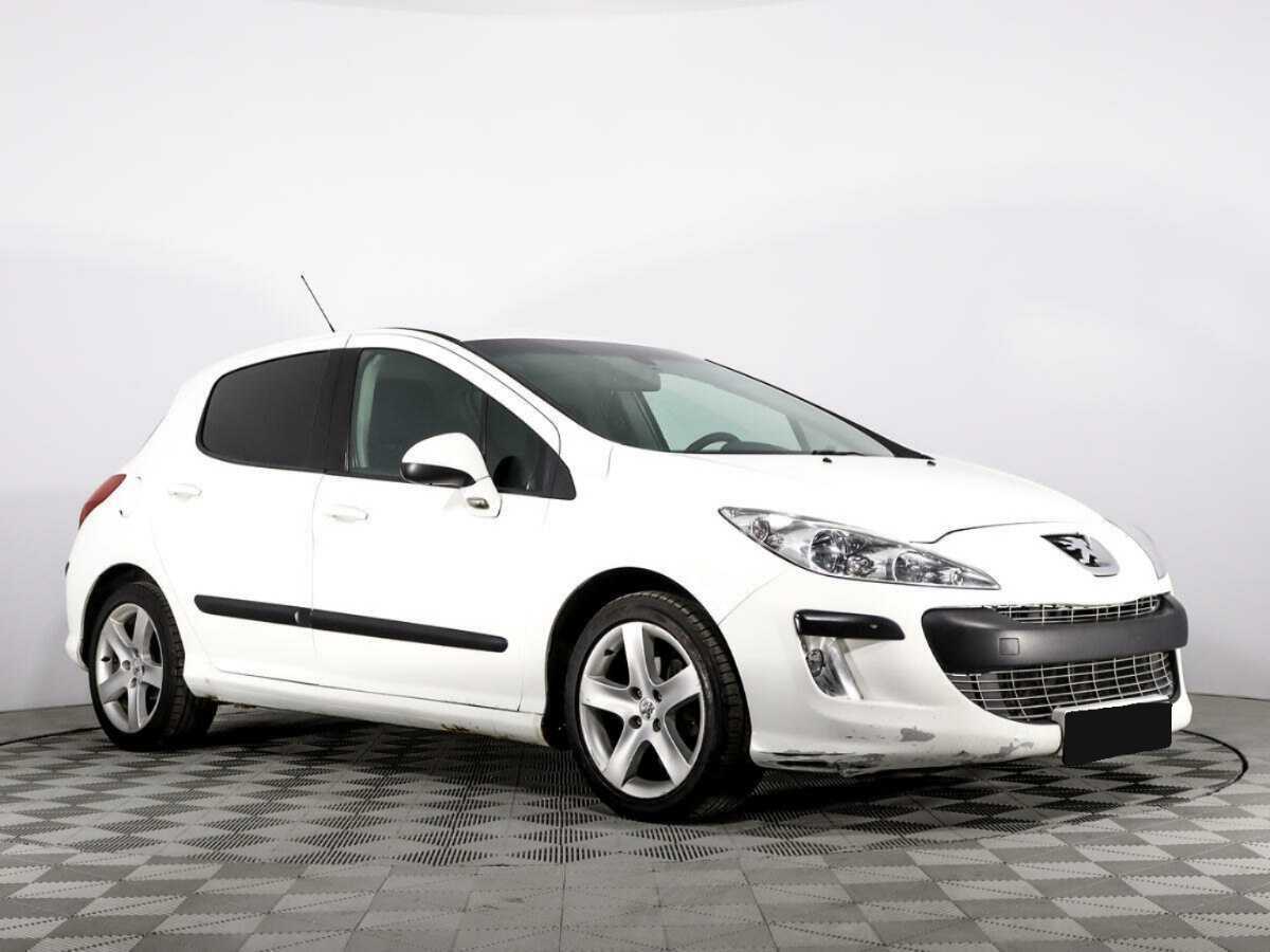 Купить Peugeot 308 с пробегом. Фото: #2