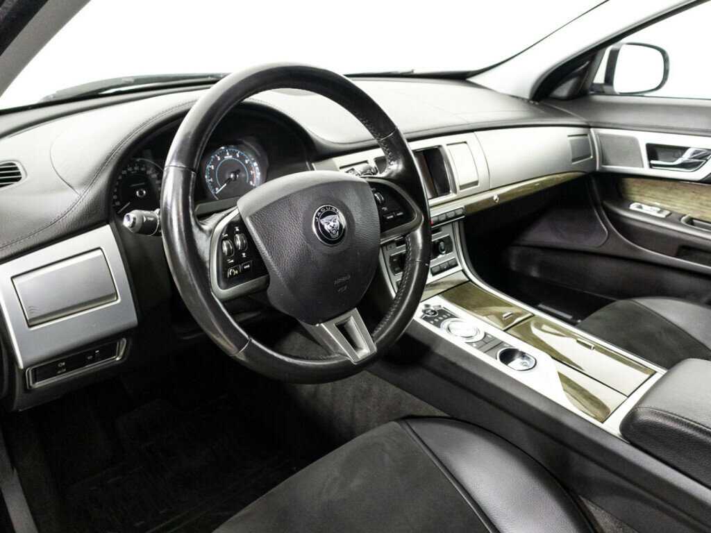 Купить Jaguar XF с пробегом. Фото: #10