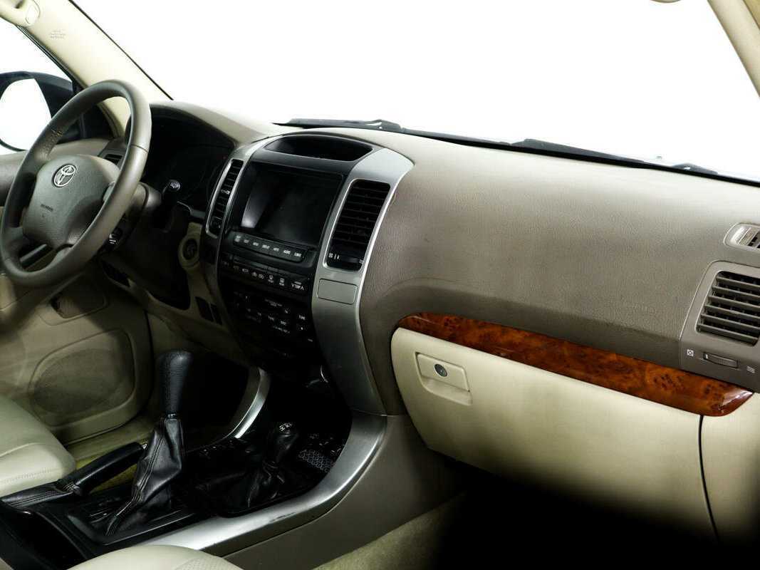 Купить Toyota Land Cruiser Prado с пробегом. Фото: #8