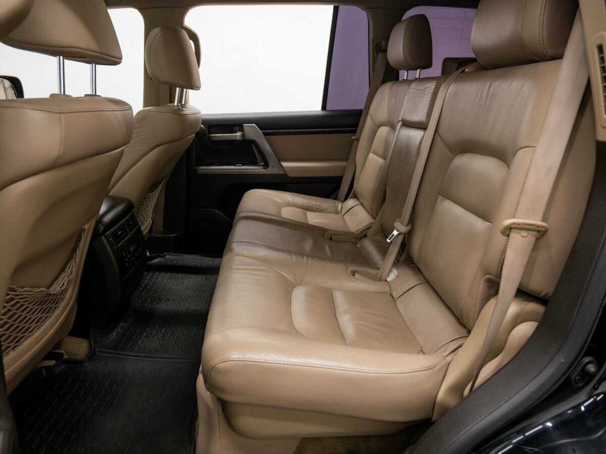 Купить Toyota Land Cruiser с пробегом. Фото: #12