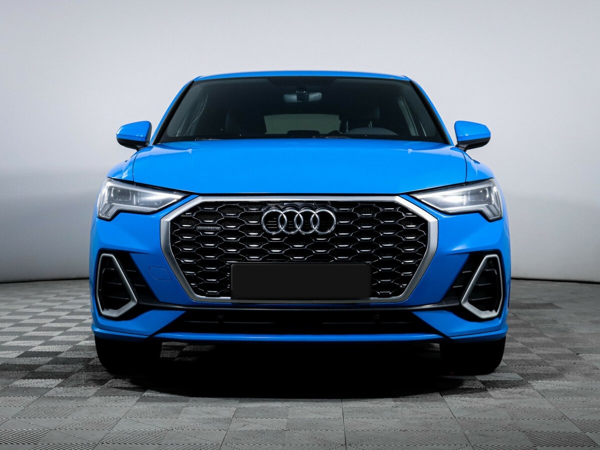 Купить Audi Q3 Sportback с пробегом. Фото: #1