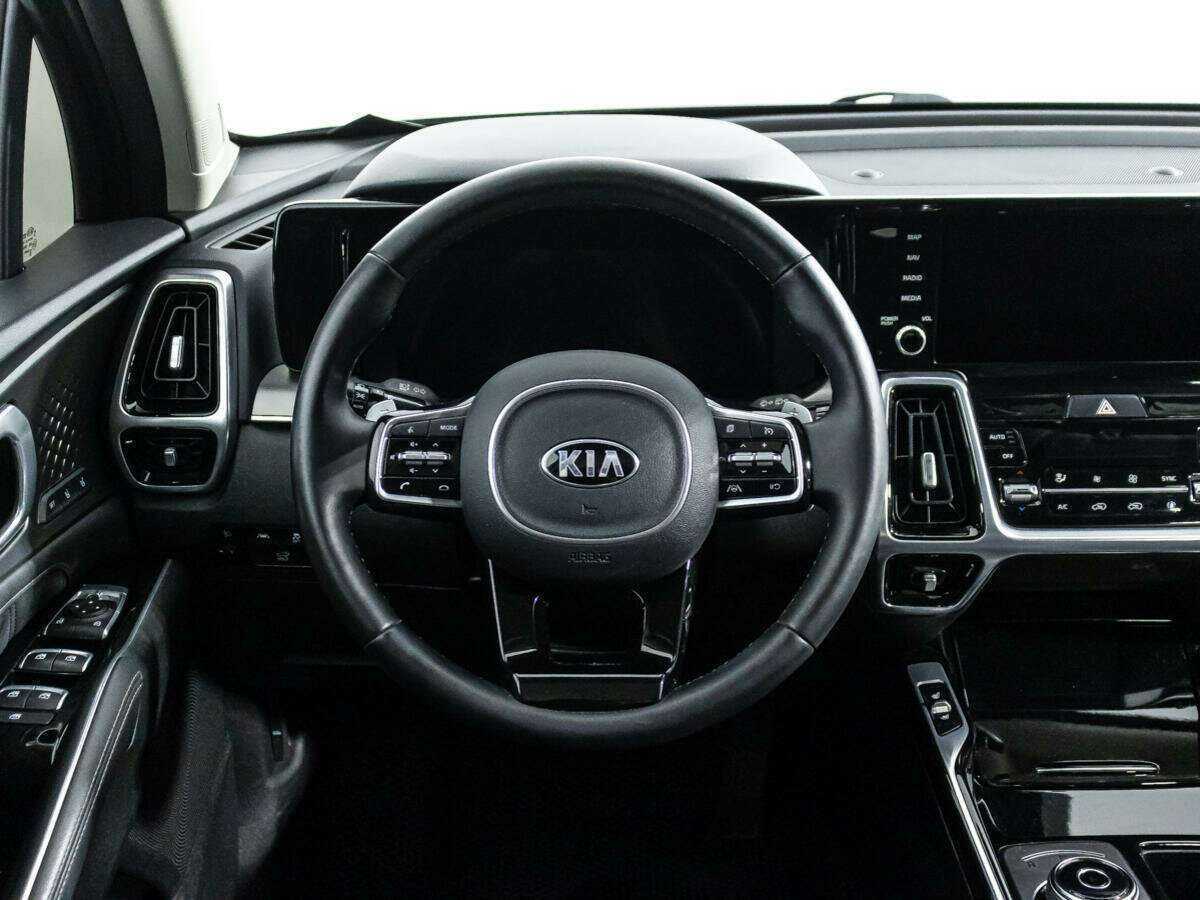 Купить Kia Sorento с пробегом. Фото: #25