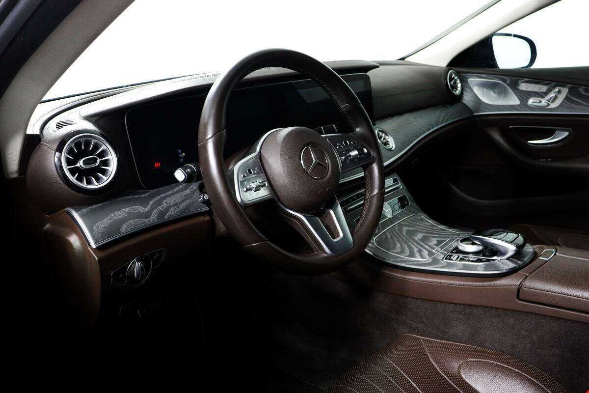 Купить Mercedes-Benz CLS с пробегом. Фото: #12