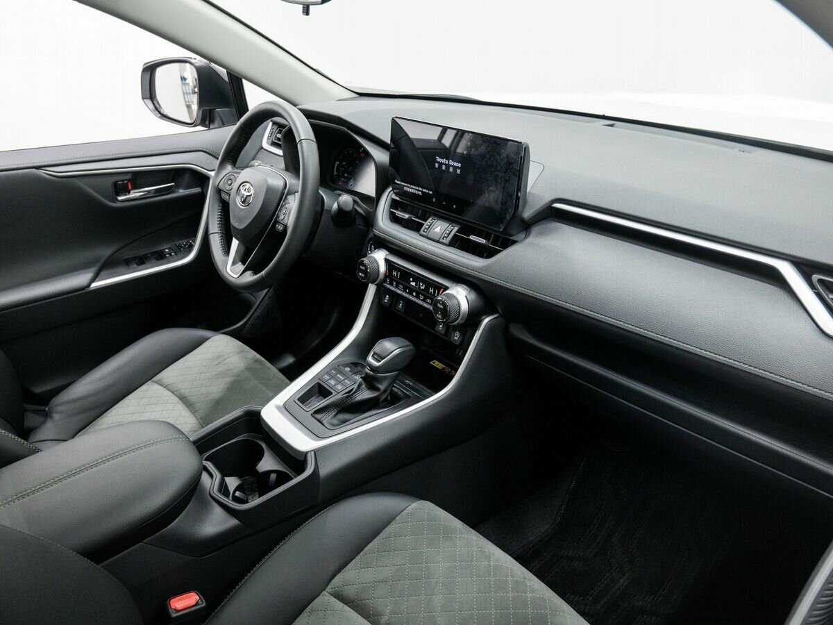 Купить Toyota RAV4 с пробегом. Фото: #9