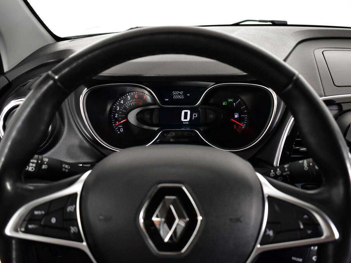 Купить Renault Kaptur с пробегом. Фото: #10