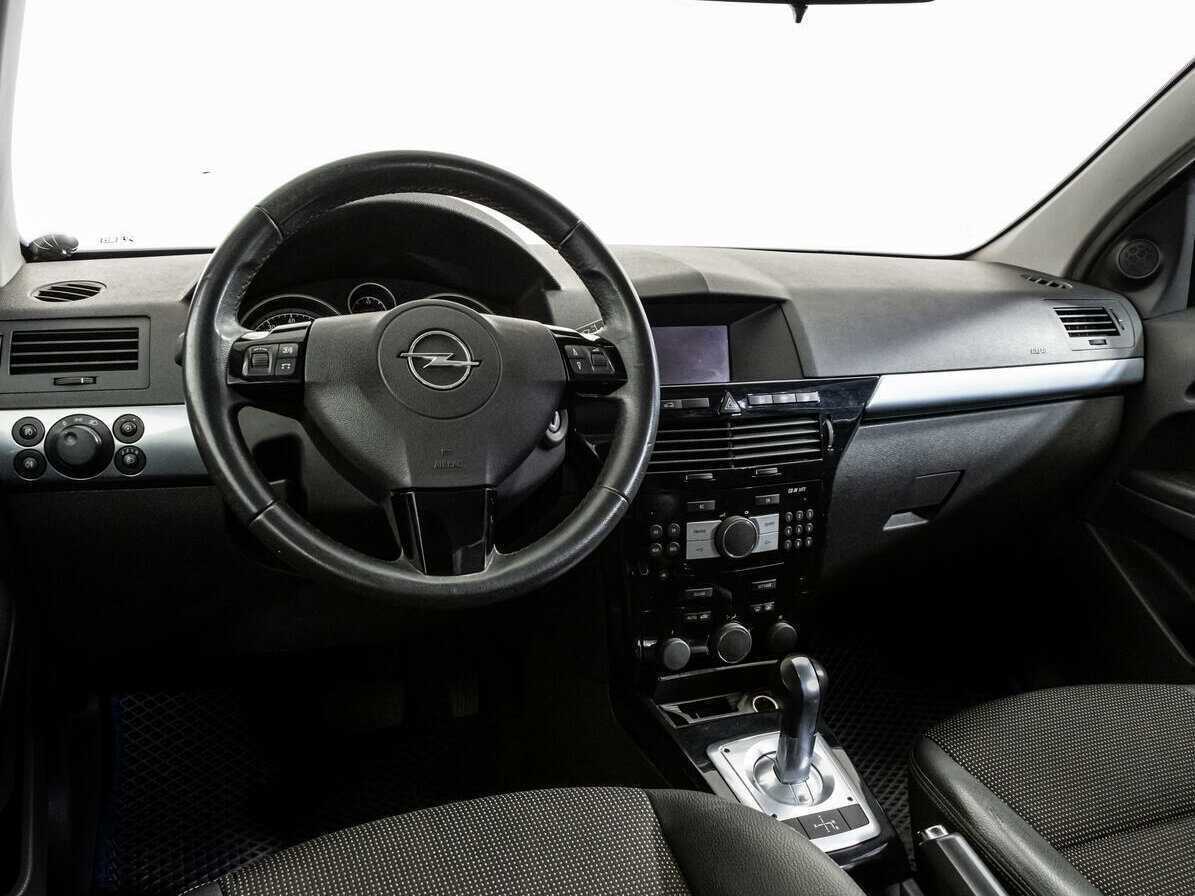 Купить Opel Astra с пробегом. Фото: #8