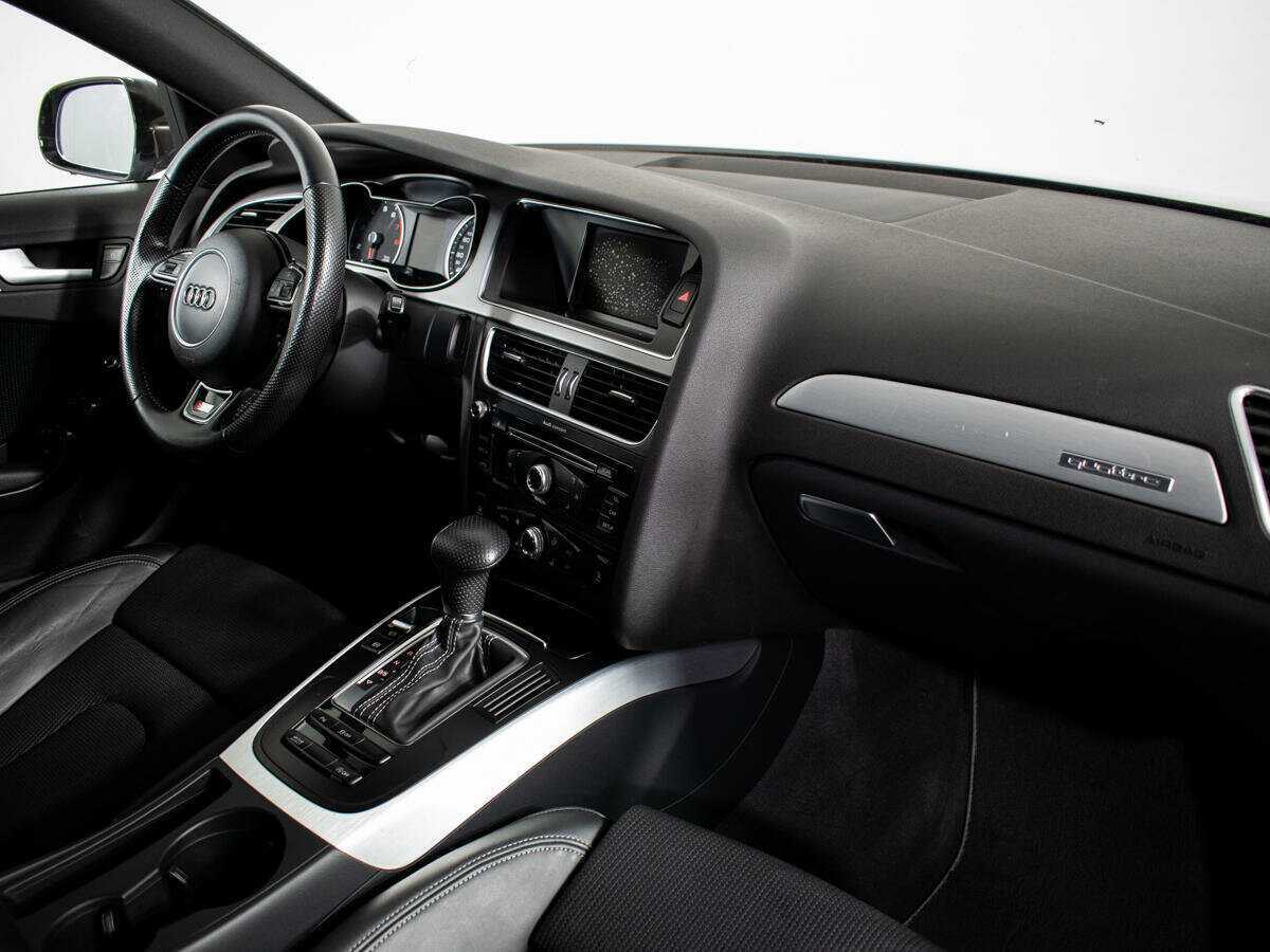 Купить Audi A4 с пробегом. Фото: #7