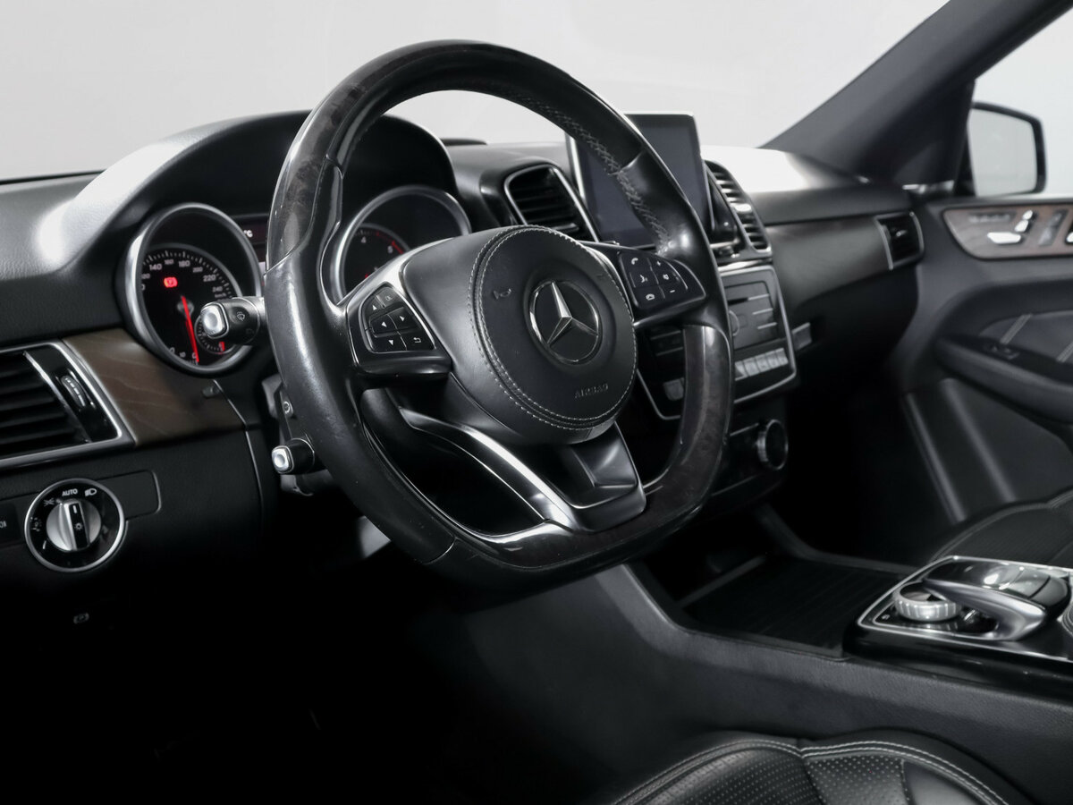 Купить Mercedes-Benz GLE с пробегом. Фото: #13