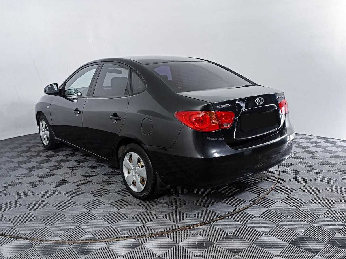 Купить Hyundai Elantra с пробегом. Фото: #6