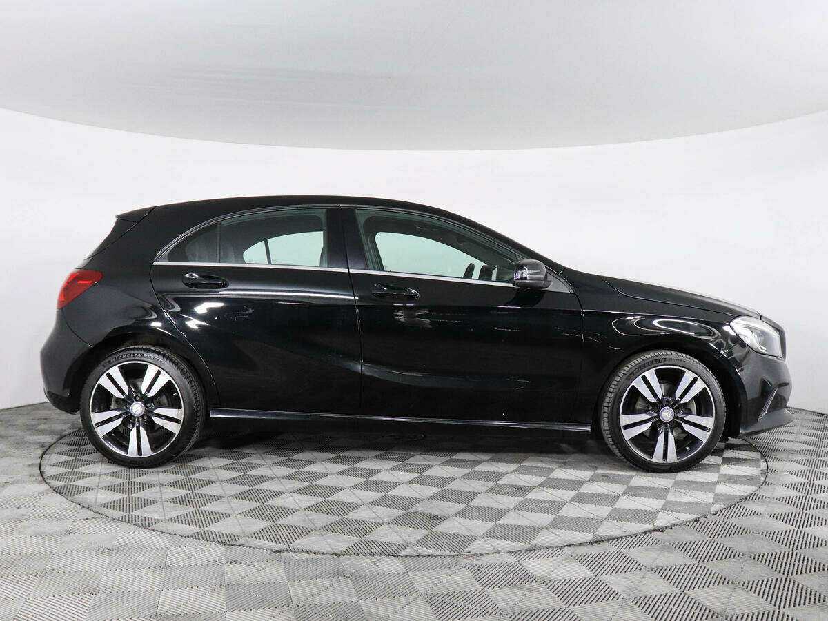 Купить Mercedes-Benz A-Класс с пробегом. Фото: #3