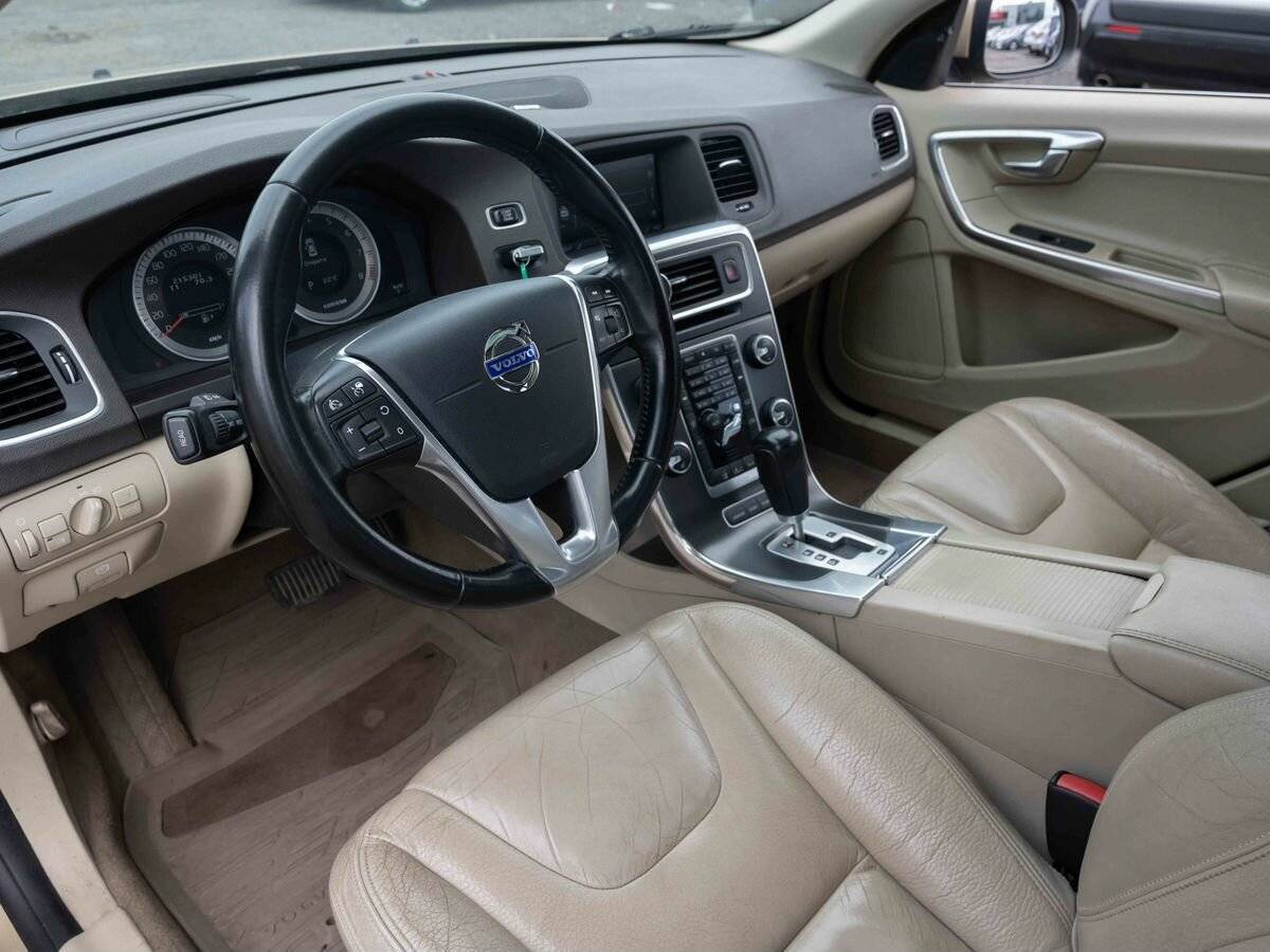 Купить Volvo S60 с пробегом. Фото: #5