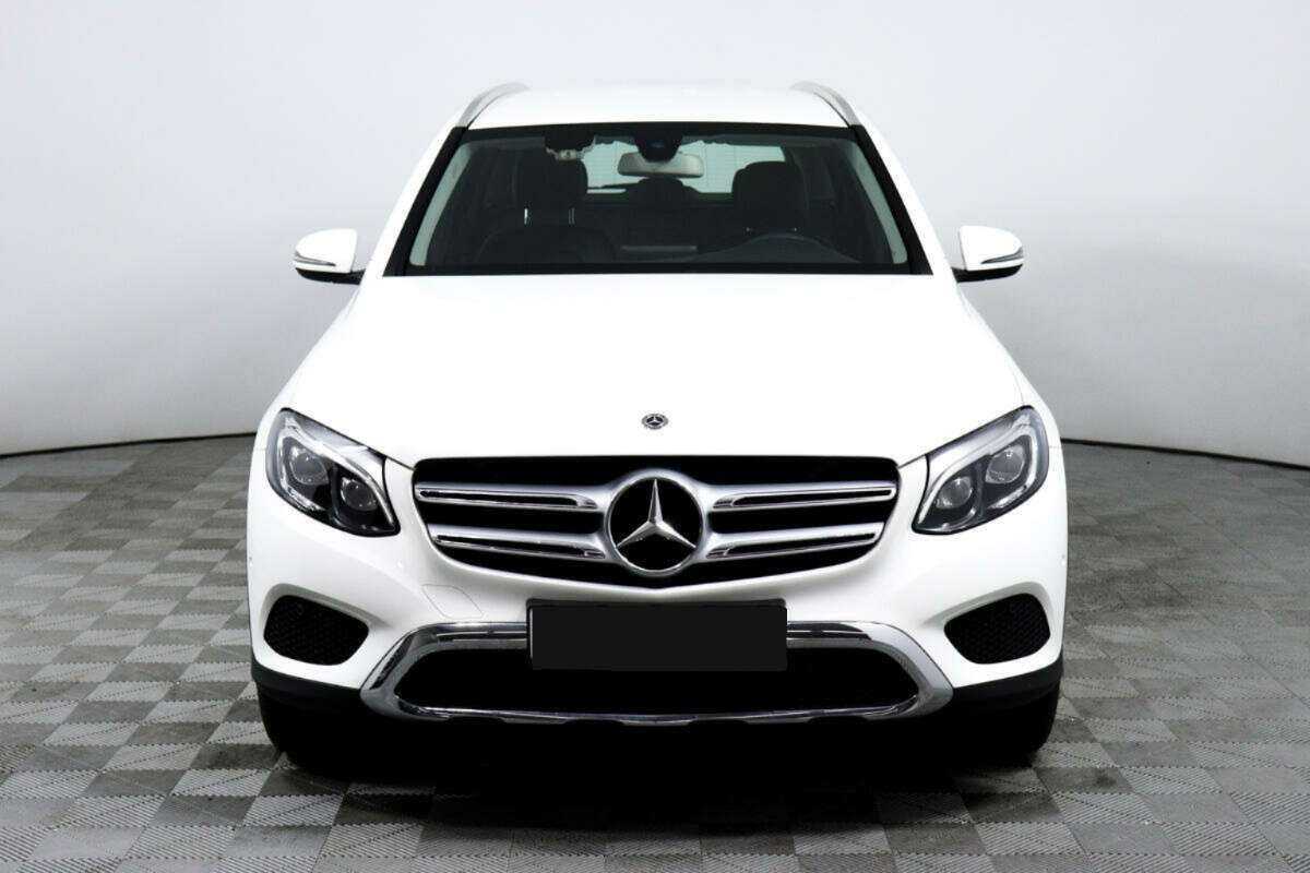 Купить Mercedes-Benz GLC с пробегом. Фото: #1