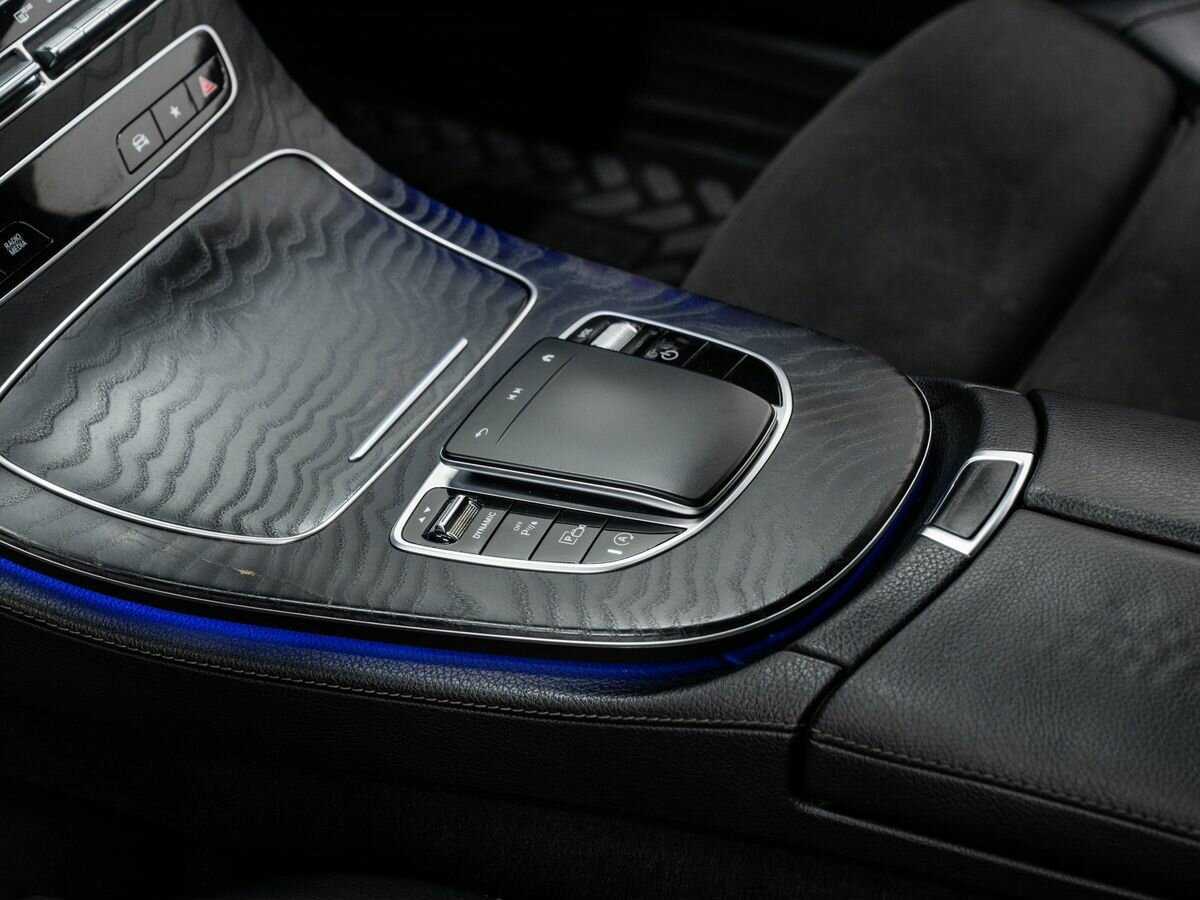 Купить Mercedes-Benz E-Класс с пробегом. Фото: #16
