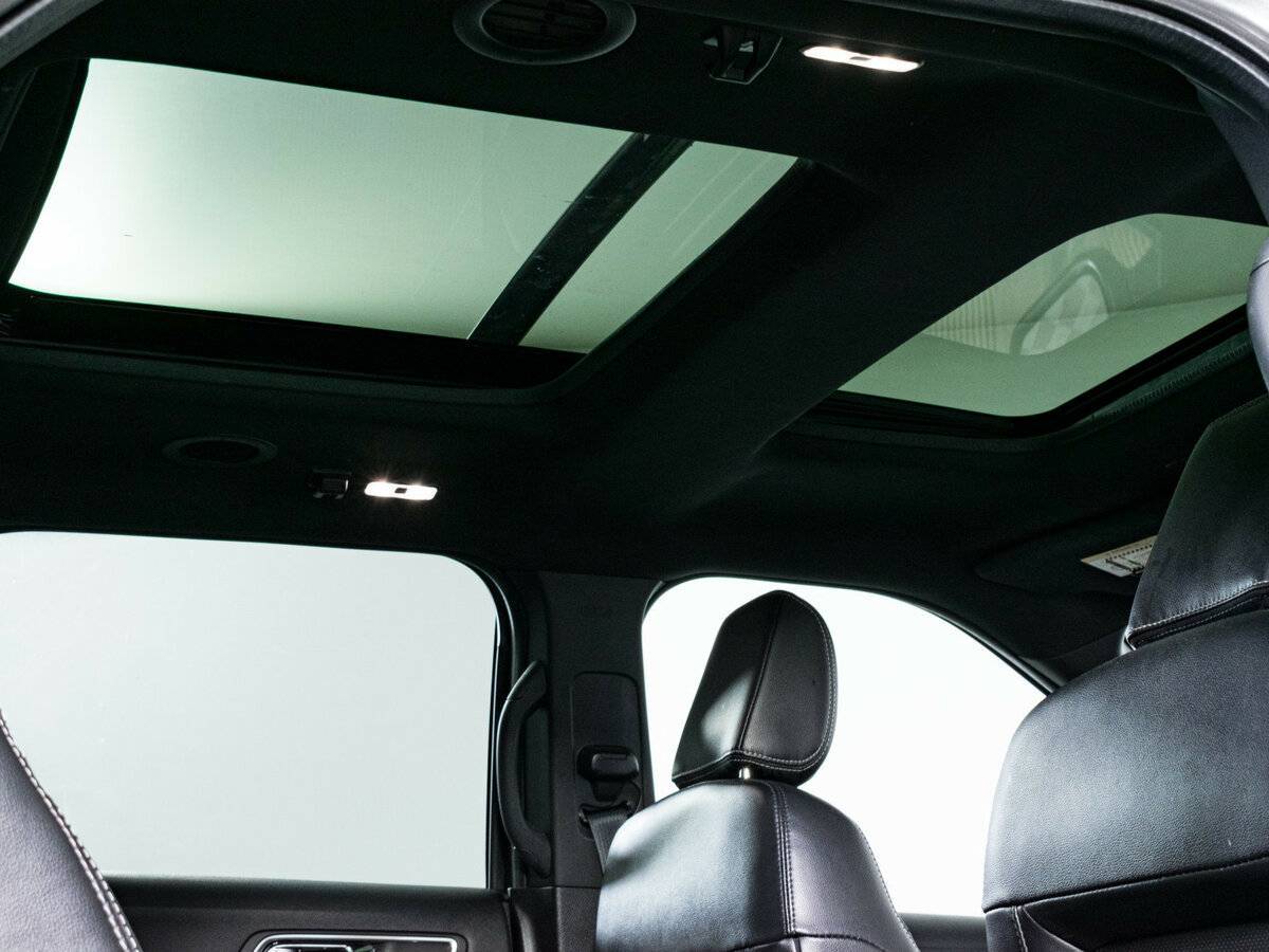 Купить Ford Explorer с пробегом. Фото: #15