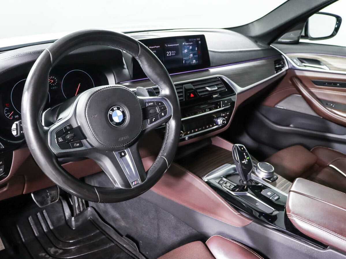 Купить BMW 5 серии с пробегом. Фото: #13