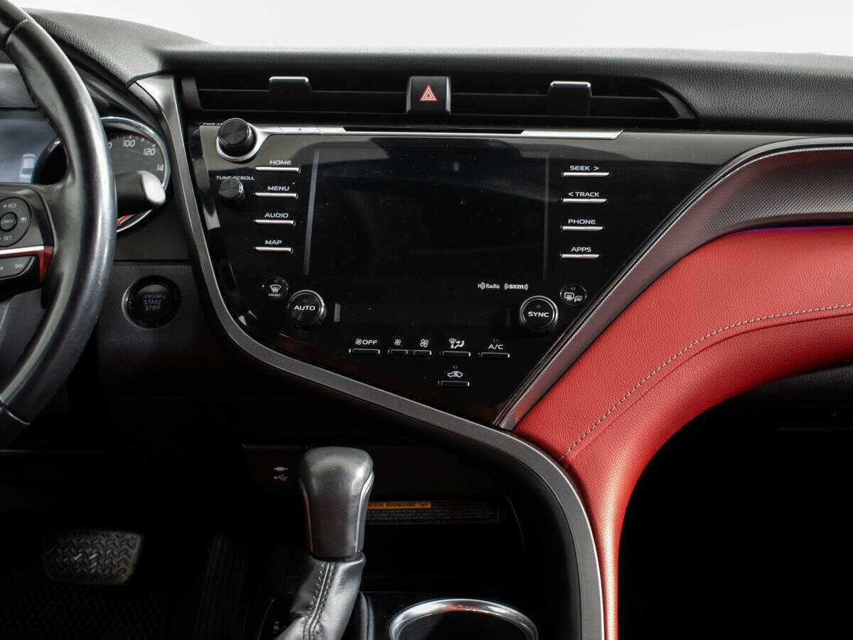 Купить Toyota Camry с пробегом. Фото: #10