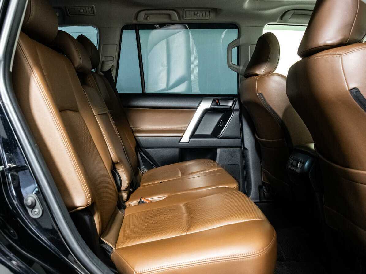 Купить Toyota Land Cruiser Prado с пробегом. Фото: #14