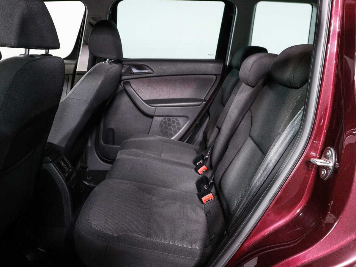 Купить Skoda Yeti с пробегом. Фото: #7