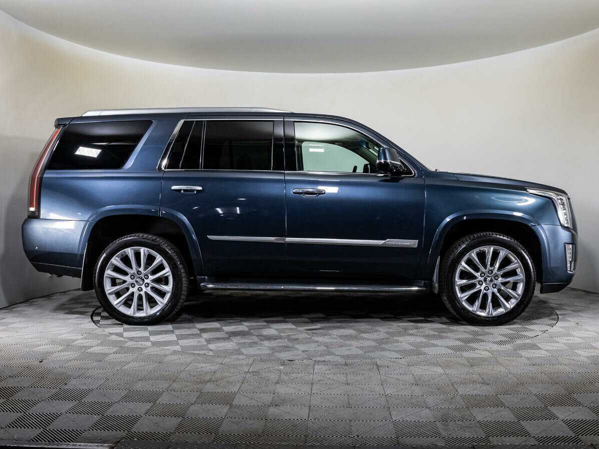 Купить Cadillac Escalade с пробегом. Фото: #3