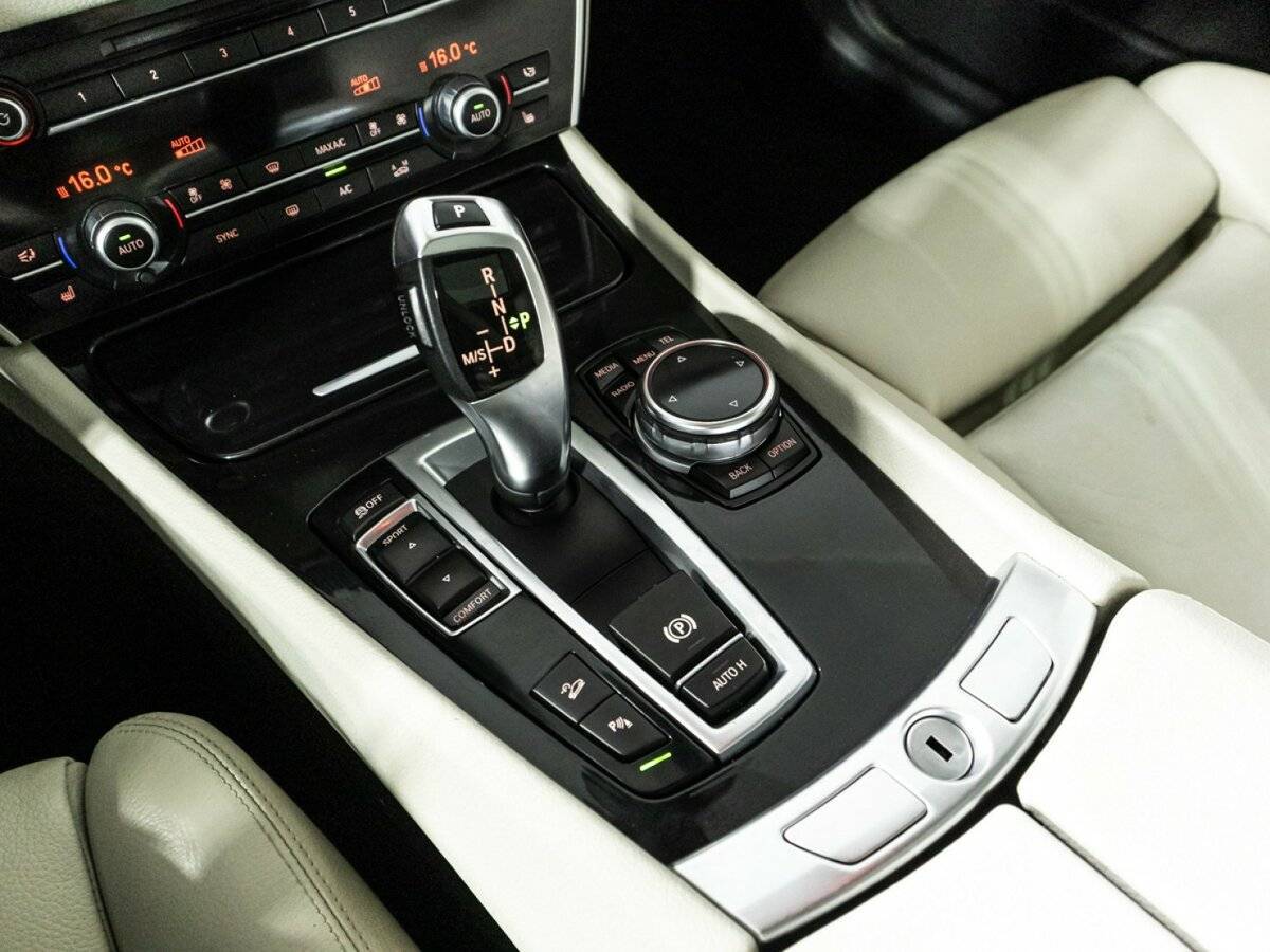 Купить BMW 5 серии с пробегом. Фото: #21