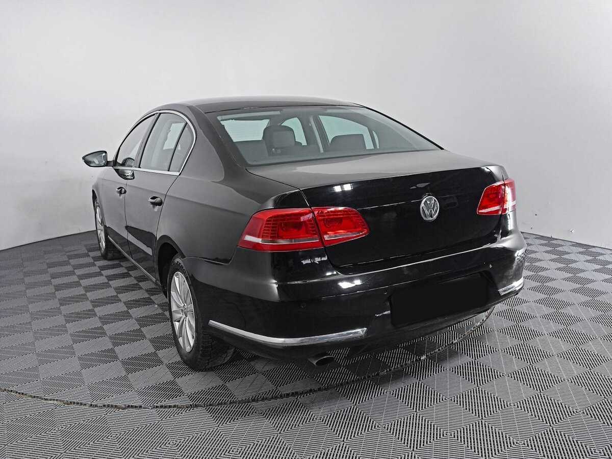 Купить Volkswagen Passat с пробегом. Фото: #5