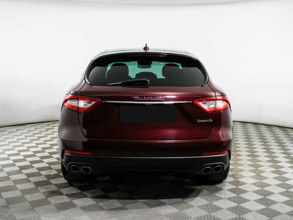 Купить Maserati Levante с пробегом. Фото: #4