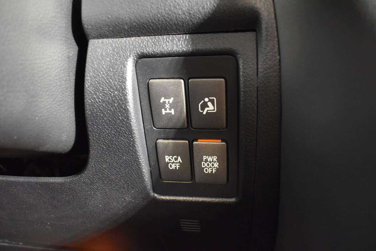 Купить Lexus LX с пробегом. Фото: #15