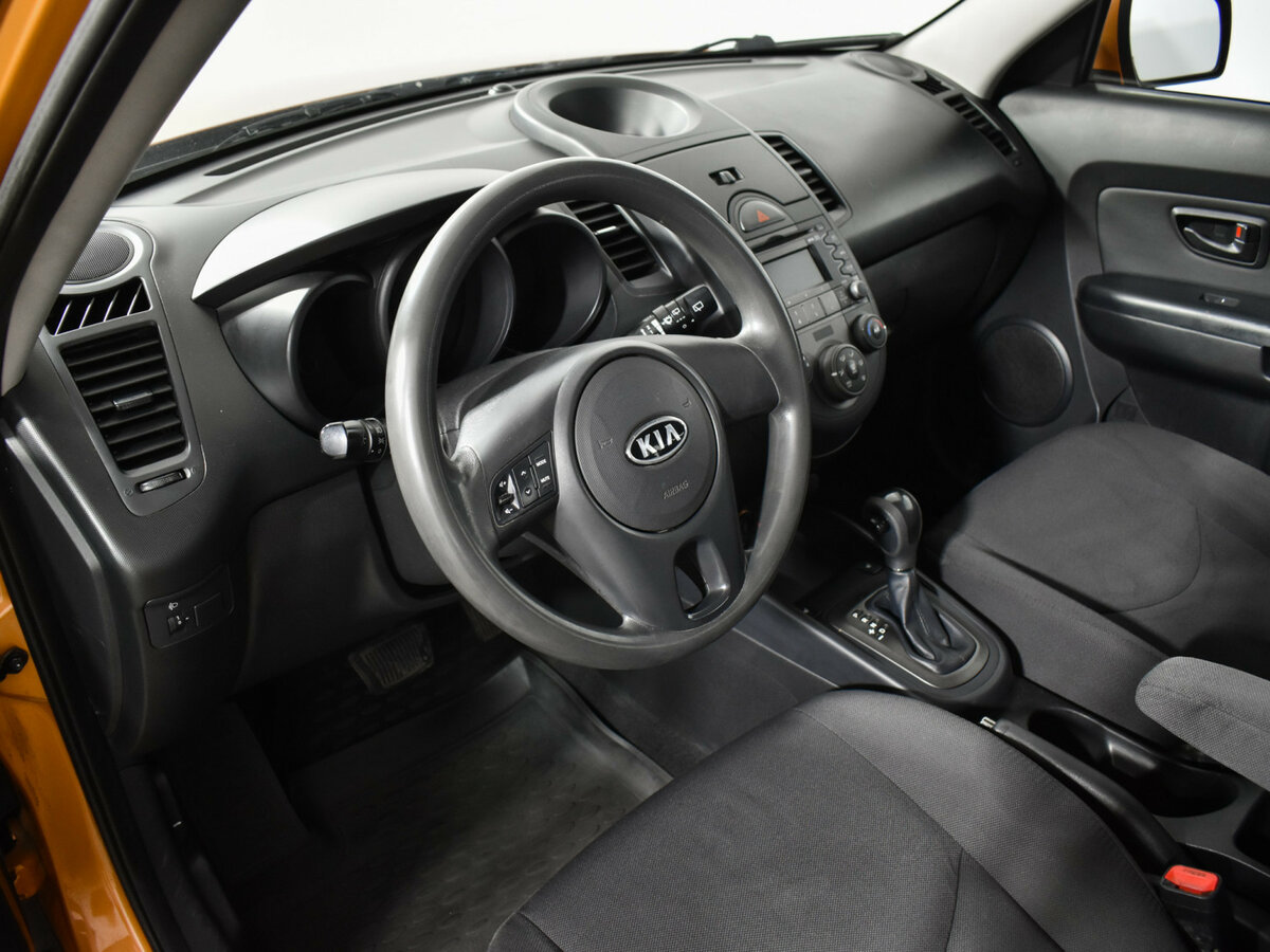 Купить Kia Soul с пробегом. Фото: #8