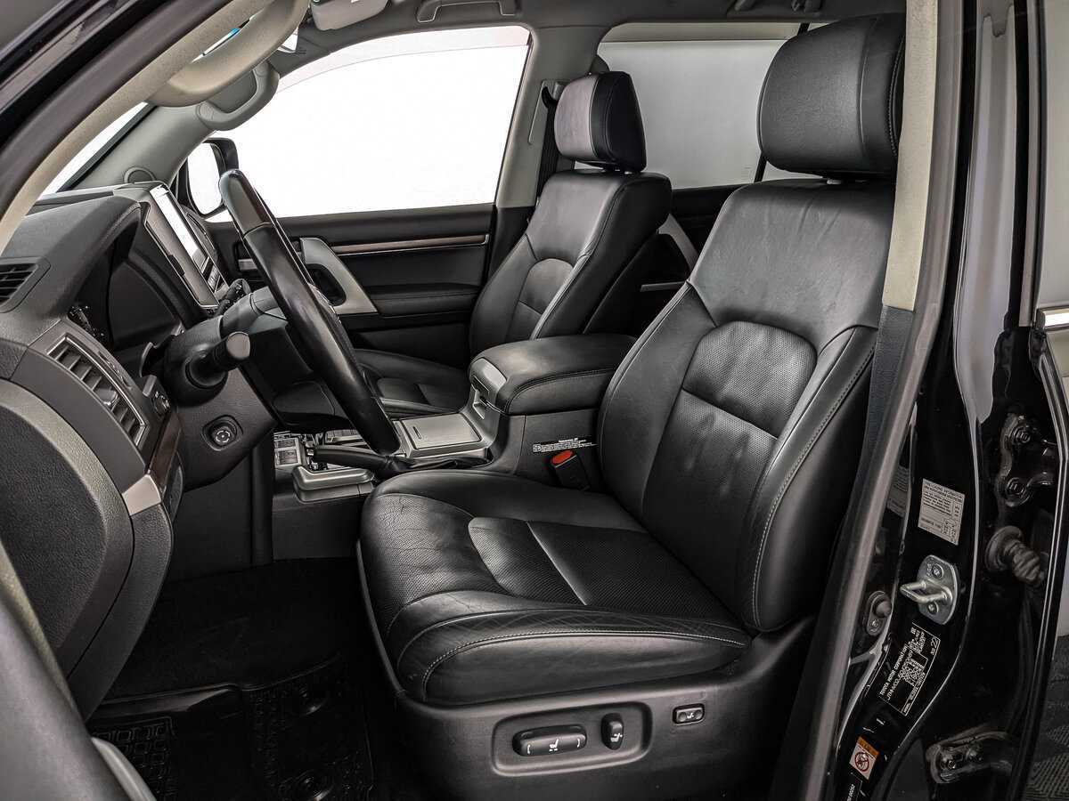 Купить Toyota Land Cruiser с пробегом. Фото: #19