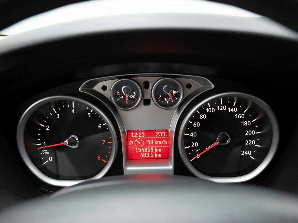 Купить Ford Focus с пробегом. Фото: #14