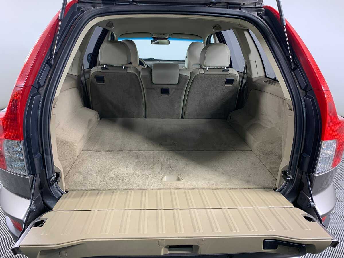 Купить Volvo XC90 с пробегом. Фото: #19