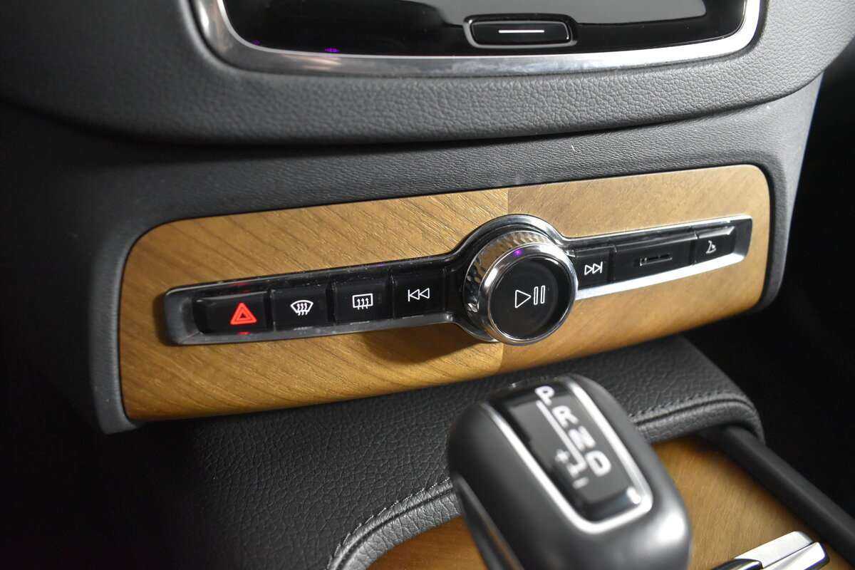 Купить Volvo XC90 с пробегом. Фото: #20