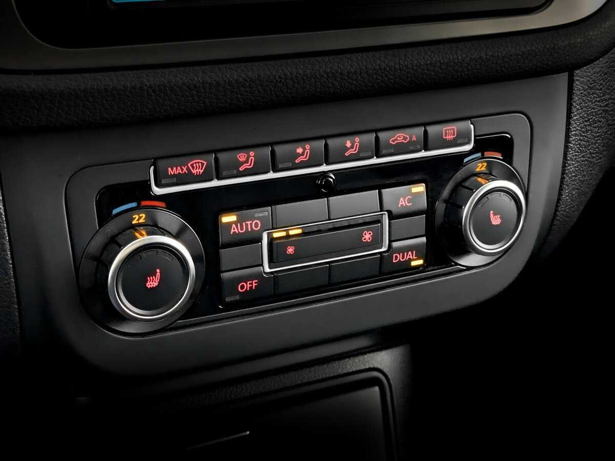 Купить Volkswagen Tiguan с пробегом. Фото: #22
