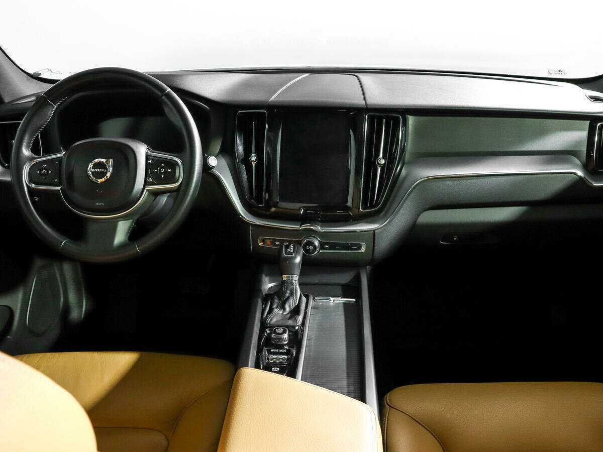 Купить Volvo XC60 с пробегом. Фото: #11