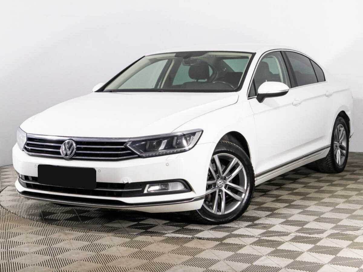 Купить Volkswagen Passat с пробегом. Посмотреть фото