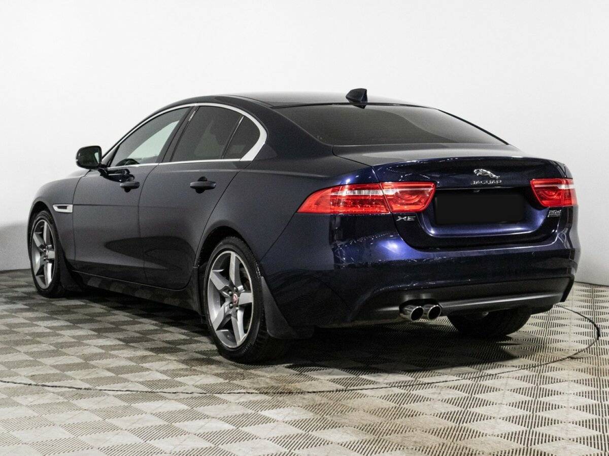 Купить Jaguar XE с пробегом. Фото: #6