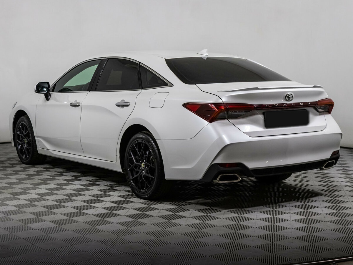 Купить Toyota Avalon с пробегом. Фото: #5