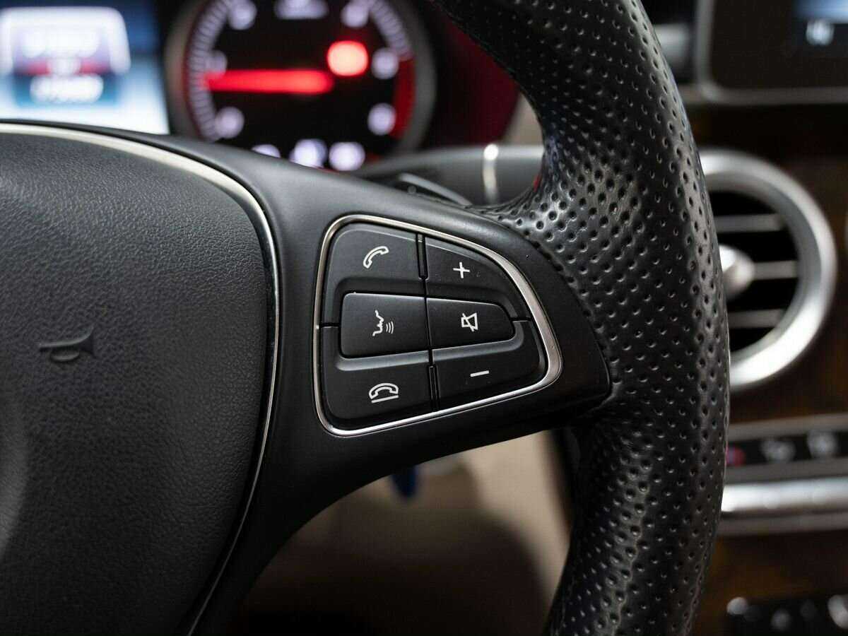 Купить Mercedes-Benz GLC с пробегом. Фото: #14