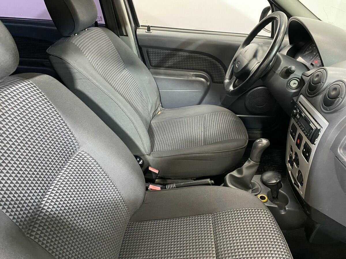 Купить Renault Logan с пробегом. Фото: #9