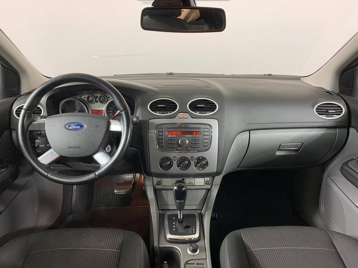 Купить Ford Focus с пробегом. Фото: #11