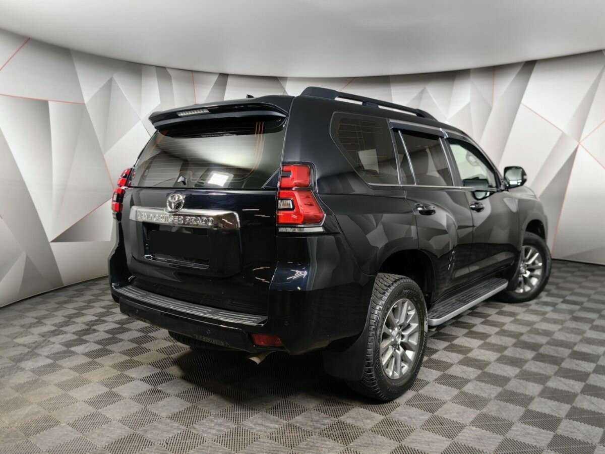 Купить Toyota Land Cruiser Prado с пробегом. Фото: #1